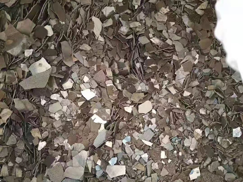 Mananese metal flakes